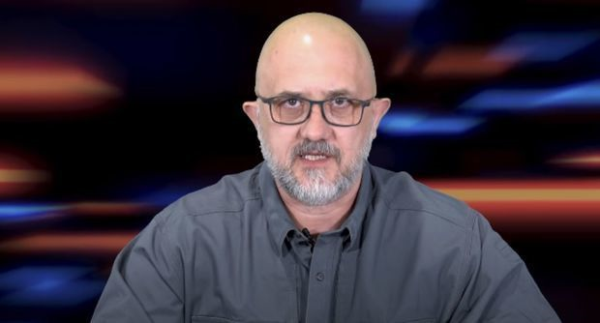 Yevgeni Mixaylov: “Ermənistan istənilən ərazi iddiasını unuda bilər”